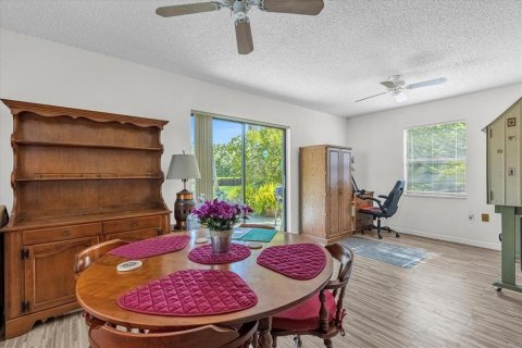 Villa ou maison à vendre à Kissimmee, Floride: 2 chambres, 123.75 m2 № 1299302 - photo 6