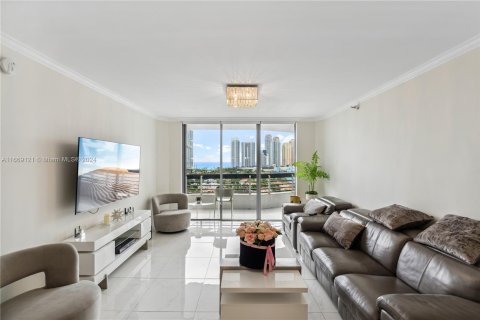 Condo in Aventura, Florida, 2 bedrooms  № 1388008 - photo 7