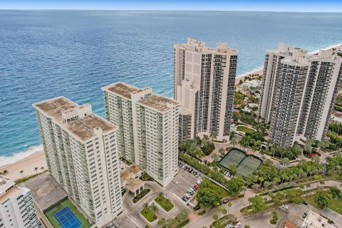 Condominio en venta en Fort Lauderdale, Florida, 2 dormitorios, 154.4 m2 № 1210620 - foto 25