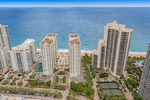 Condominio en venta en Fort Lauderdale, Florida, 2 dormitorios, 154.4 m2 № 1210620 - foto 23