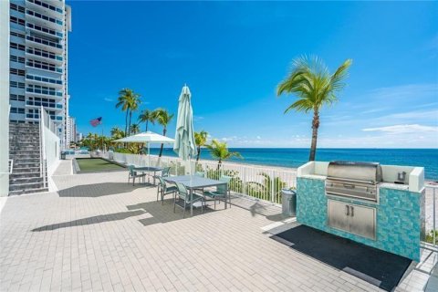 Copropriété à vendre à Fort Lauderdale, Floride: 2 chambres, 154.4 m2 № 1210620 - photo 1