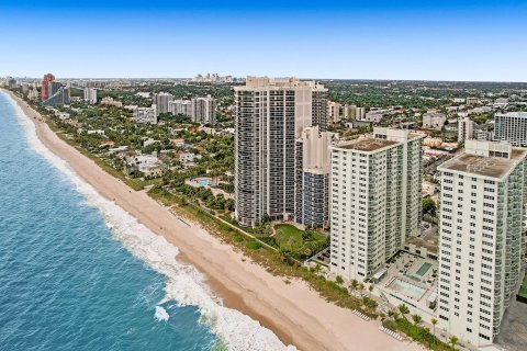 Condo in Fort Lauderdale, Florida, 2 bedrooms  № 1210620 - photo 15