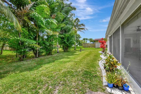 House in Delray Beach, Florida 2 bedrooms, 130.62 sq.m. № 1100363 - photo 11