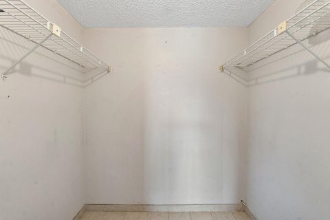 Copropriété à vendre à Tamarac, Floride: 2 chambres, 85.47 m2 № 1100364 - photo 23