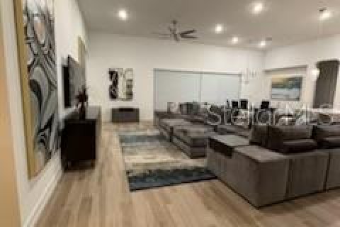 Casa en venta en Lutz, Florida, 4 dormitorios, 325.99 m2 № 1087419 - foto 11