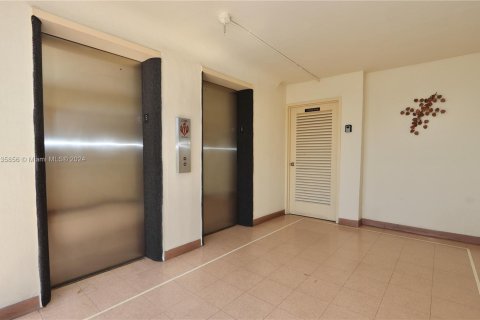 Copropriété à vendre à Aventura, Floride: 1 chambre, 71.35 m2 № 1024024 - photo 26