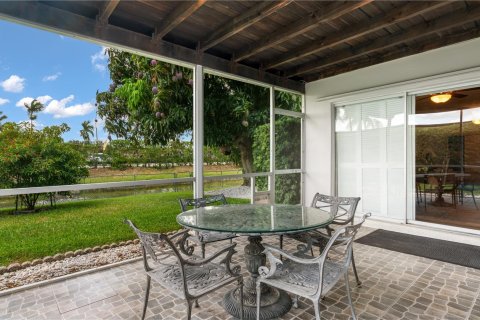 Villa ou maison à vendre à Pembroke Pines, Floride: 4 chambres, 178.74 m2 № 1210582 - photo 8