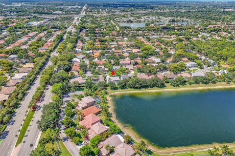 Villa ou maison à vendre à Coconut Creek, Floride: 4 chambres, 209.68 m2 № 1210598 - photo 7