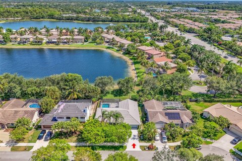 Villa ou maison à vendre à Coconut Creek, Floride: 4 chambres, 209.68 m2 № 1210598 - photo 9