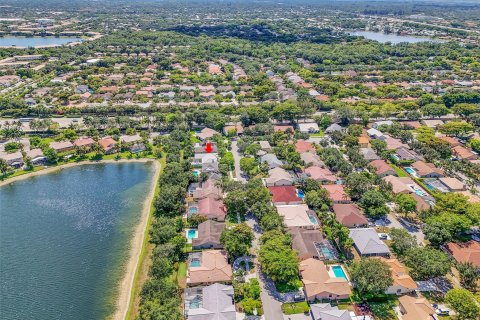 Villa ou maison à vendre à Coconut Creek, Floride: 4 chambres, 209.68 m2 № 1210598 - photo 6