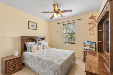 Casa en venta en Homestead, Florida, 4 dormitorios, 275.64 m2 № 1047543 - foto 26