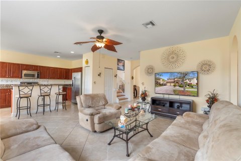 Villa ou maison à vendre à Homestead, Floride: 4 chambres, 275.64 m2 № 1047543 - photo 21