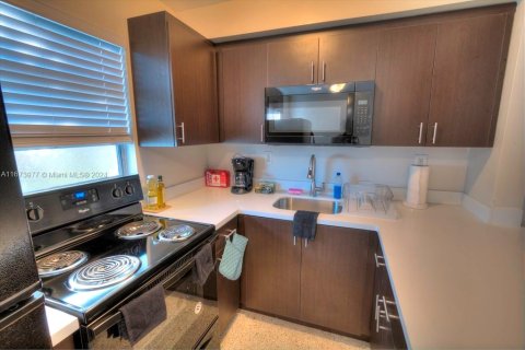 Apartment in Miami, Florida 1 bedroom, 62.15 sq.m. № 1397061 - photo 6