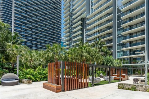 Condominio en venta en Miami, Florida, 2 dormitorios, 117.99 m2 № 1397747 - foto 21