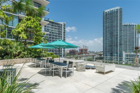 Condominio en venta en Miami, Florida, 2 dormitorios, 117.99 m2 № 1397747 - foto 24