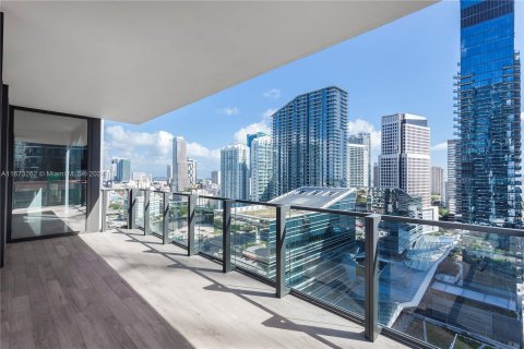 Condominio en venta en Miami, Florida, 2 dormitorios, 117.99 m2 № 1397747 - foto 1