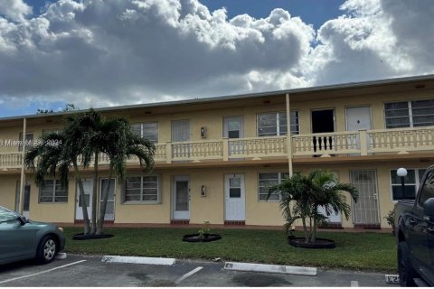 Купить кондоминиум в Майами-Гарденс, Флорида 1 спальня, 64.2м2, № 1040141 - фото 5