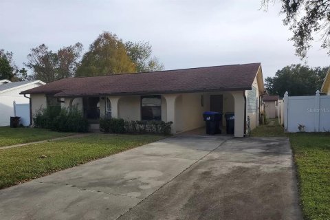 Casa en venta en Orlando, Florida, 4 dormitorios, 167.41 m2 № 1069821 - foto 1