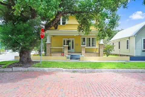 Villa ou maison à vendre à Tampa, Floride: 3 chambres, 190.26 m2 № 1340730 - photo 3