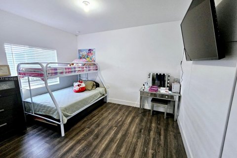 Casa en venta en Dania Beach, Florida, 3 dormitorios, 137.77 m2 № 1232943 - foto 7