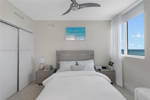 Condo in Miami Beach, Florida, 2 bedrooms  № 1232956 - photo 10