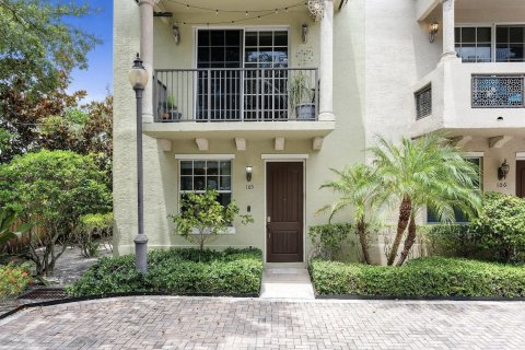 Touwnhouse à vendre à Lake Worth, Floride: 3 chambres, 185.8 m2 № 1024381 - photo 18