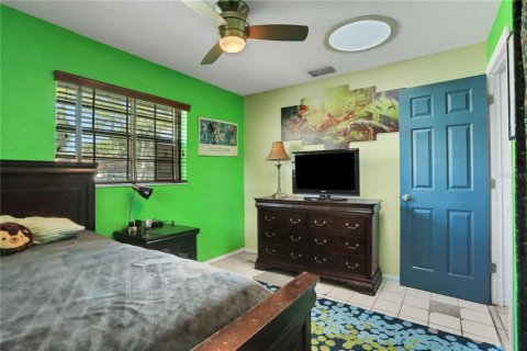 Купить виллу или дом в Порт-Оранж, Флорида 6 комнат, 158.21м2, № 1066683 - фото 24