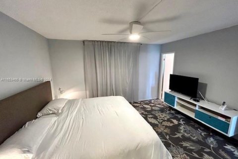 Copropriété à louer à Pompano Beach, Floride: 1 chambre, 70.61 m2 № 1348649 - photo 10