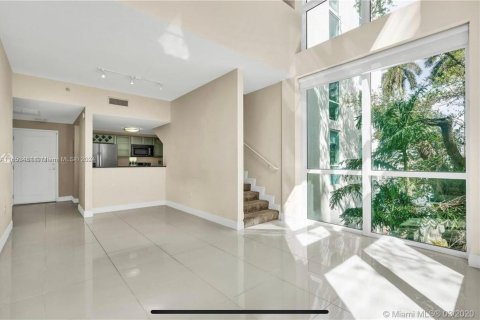 Adosado en alquiler en Miami, Florida, 2 dormitorios, 128.11 m2 № 1348499 - foto 8