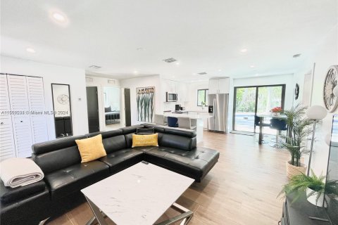 Casa en venta en Hollywood, Florida, 3 dormitorios, 90.12 m2 № 1216538 - foto 6