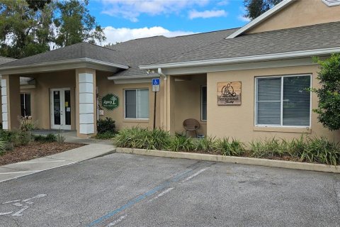 Commercial property in Ocala, Florida 580.27 sq.m. № 1409991 - photo 2