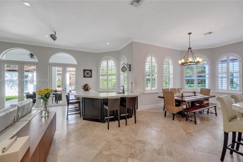 Villa ou maison à vendre à Pinecrest, Floride: 8 chambres, 634.15 m2 № 1077277 - photo 26