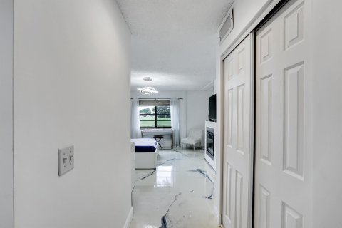 Copropriété à vendre à Boca Raton, Floride: 2 chambres, 112.97 m2 № 1060119 - photo 27