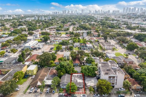 Propiedad comercial en venta en Miami, Florida, 186.08 m2 № 1397550 - foto 28