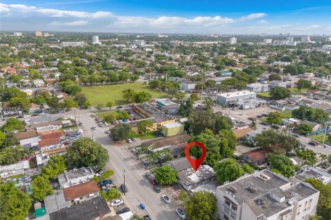 Propiedad comercial en venta en Miami, Florida, 186.08 m2 № 1397550 - foto 29