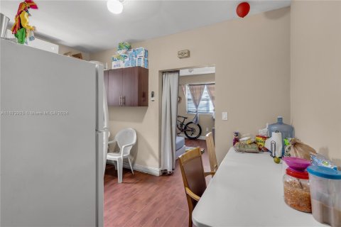 Immobilier commercial à vendre à Miami, Floride: 186.08 m2 № 1397550 - photo 13