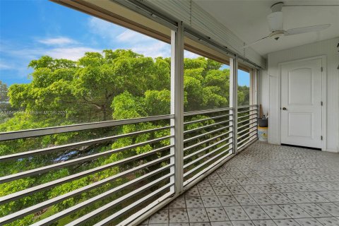 Copropriété à vendre à Coconut Creek, Floride: 1 chambre, 74.14 m2 № 1330004 - photo 28