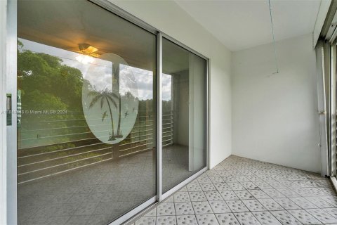 Copropriété à vendre à Coconut Creek, Floride: 1 chambre, 74.14 m2 № 1330004 - photo 26