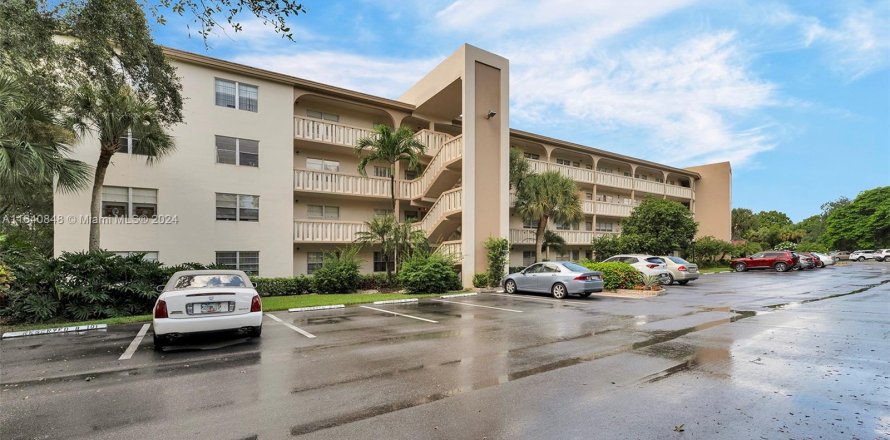 Condo in Coconut Creek, Florida, 1 bedroom  № 1330004