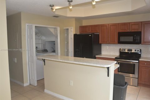 Copropriété à vendre à Pembroke Pines, Floride: 2 chambres, 108.7 m2 № 1329855 - photo 5