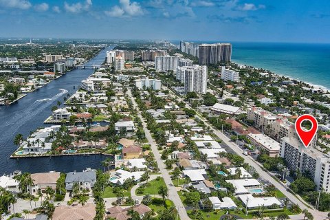 Condo in Fort Lauderdale, Florida, 2 bedrooms  № 1054776 - photo 2