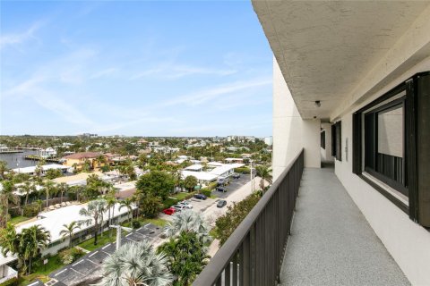 Condo in Fort Lauderdale, Florida, 2 bedrooms  № 1054776 - photo 8