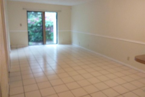 House in Sunrise, Florida 2 bedrooms, 90.12 sq.m. № 1054775 - photo 17