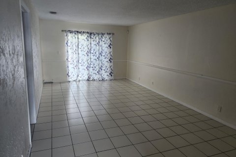 Casa en venta en Sunrise, Florida, 2 dormitorios, 90.12 m2 № 1054775 - foto 26