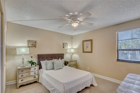 Condo in North Palm Beach, Florida, 3 bedrooms  № 1059572 - photo 20