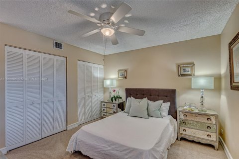 Condo in North Palm Beach, Florida, 3 bedrooms  № 1059572 - photo 21