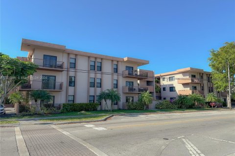 Купить коммерческую недвижимость в Норт-Майами, Флорида № 1059571 - фото 22