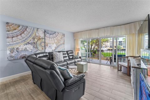 Copropriété à vendre à Pompano Beach, Floride: 2 chambres, 112.41 m2 № 1059530 - photo 5