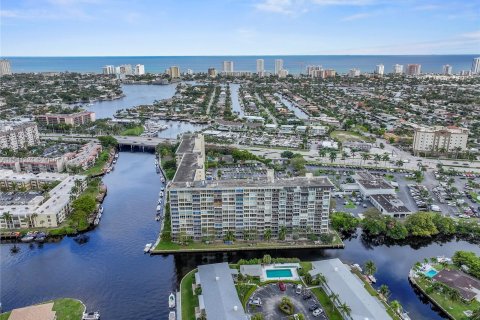 Condominio en venta en Pompano Beach, Florida, 2 dormitorios, 112.41 m2 № 1059530 - foto 26