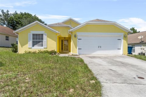 House in Davenport, Florida 3 bedrooms, 157.38 sq.m. № 1334360 - photo 1